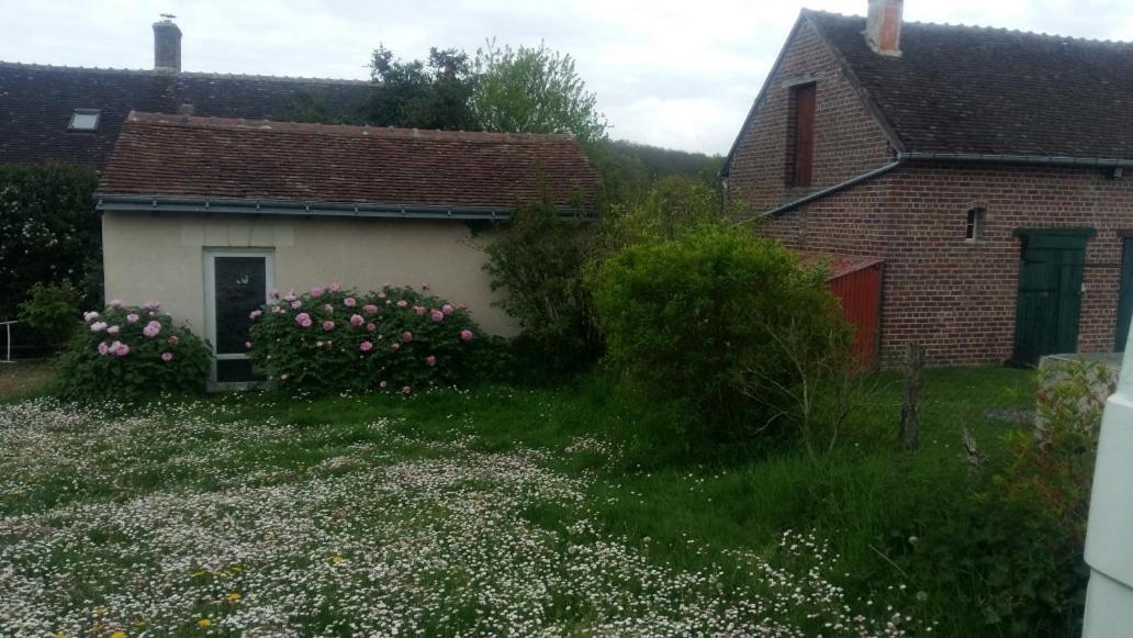 Chambre D'Hote Monthodon Exterior foto